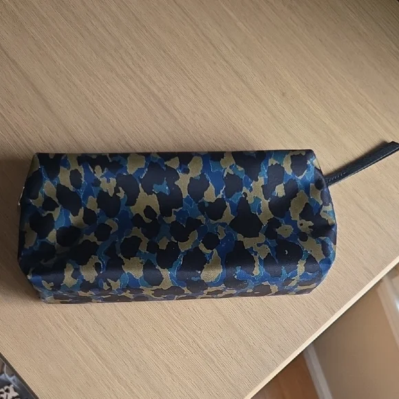 Longchamp Le Pliage Neo Cosmetic Bag - Picture 2 of 5